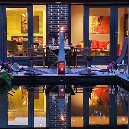 Downtown Hideaway, B&B Grand Deluxe Ейндговен Екстер'єр фото